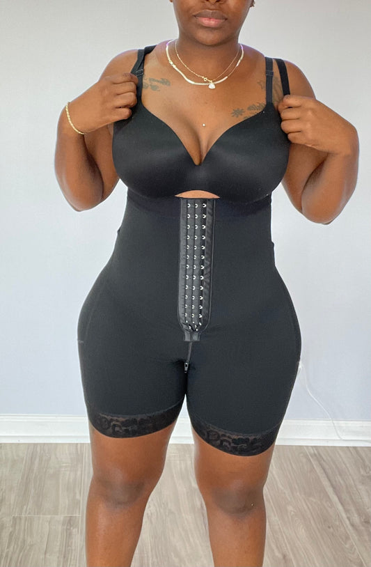 Faja with removeable straps