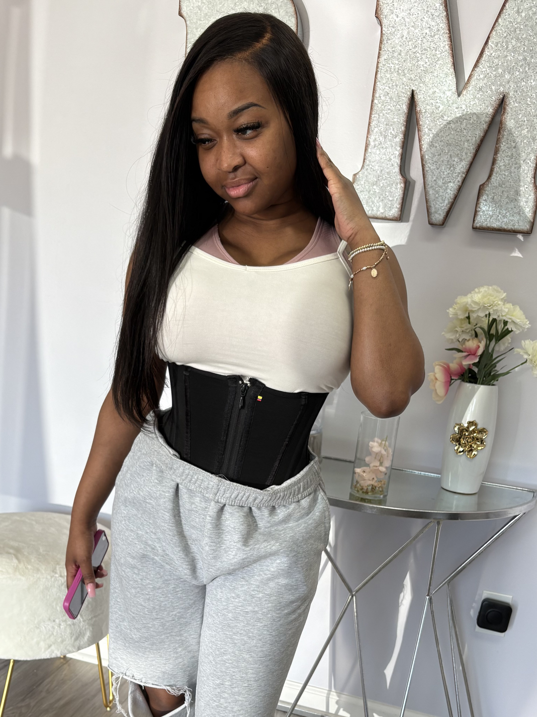 Snatched body waist clincher