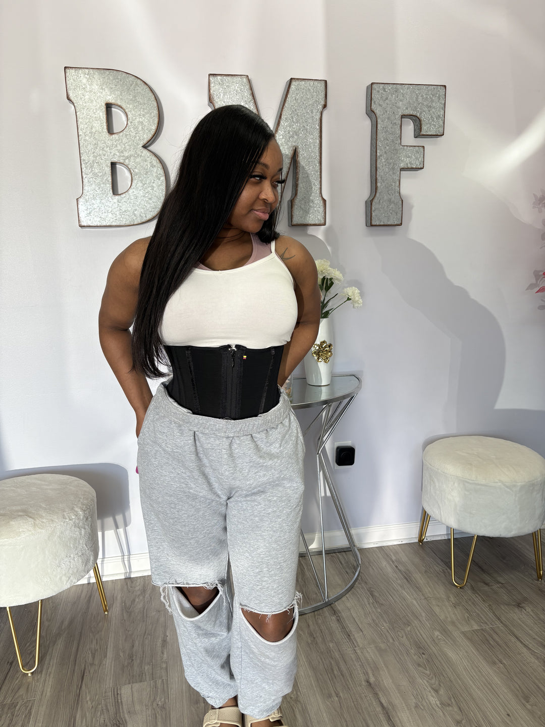 Snatched body waist clincher